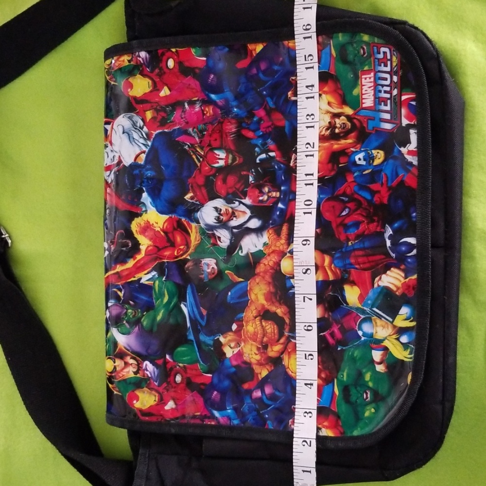 Crossbody Marvel bag